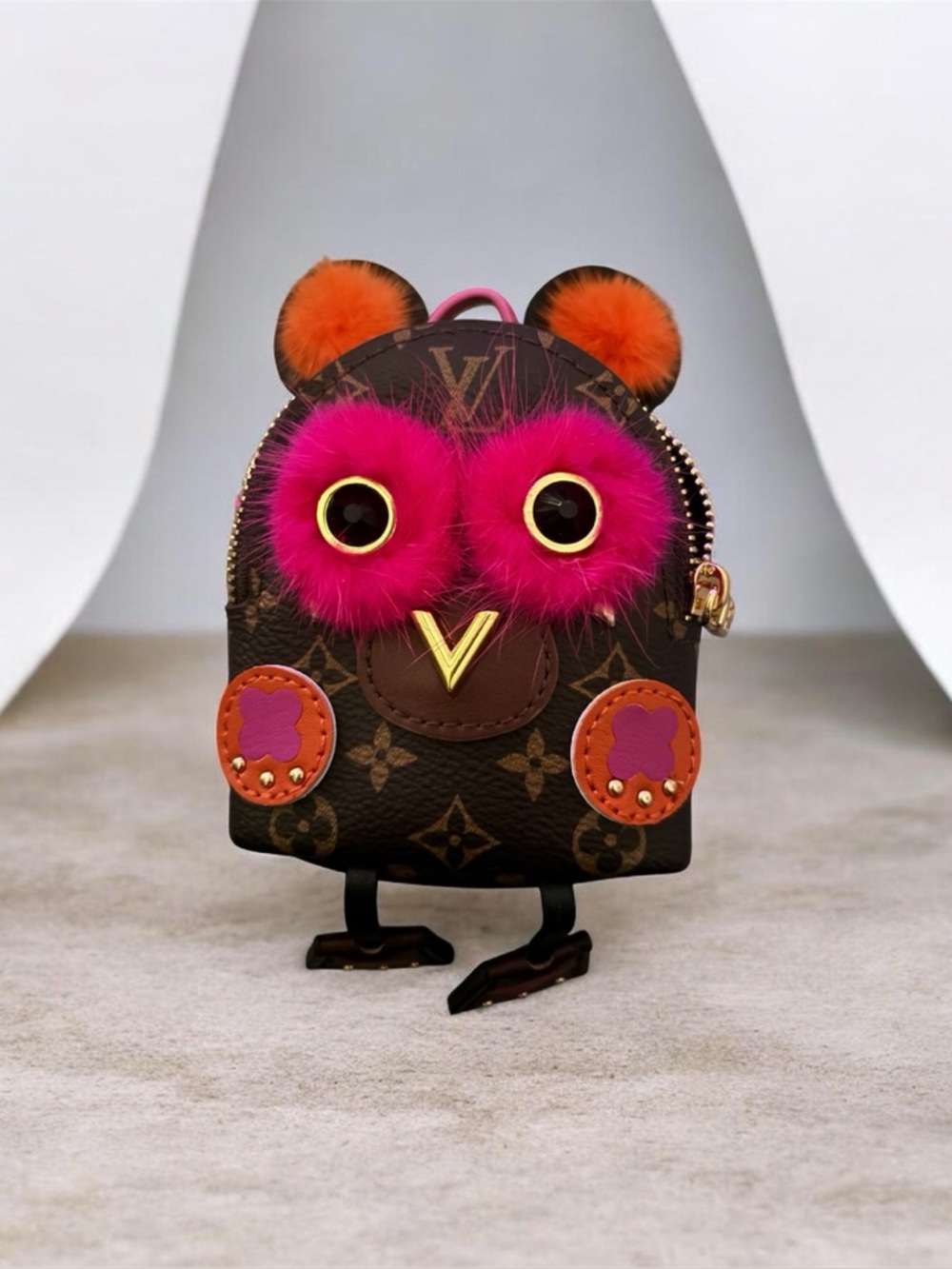 LV Owl Mini Backpack Crossbody - Picture 2 of 5